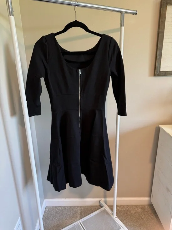 Banana Republic Black Three-Quarter Sleeve Fit-and-Flare Dress - Picture 2 of 7